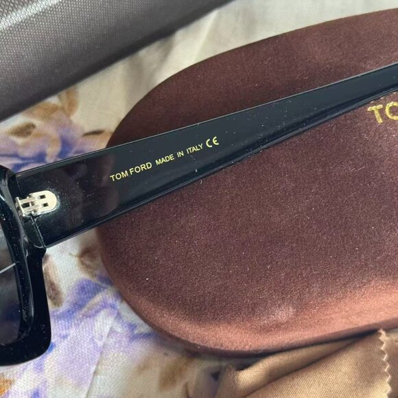 Tom ford sunglasses - Picture 6 of 9